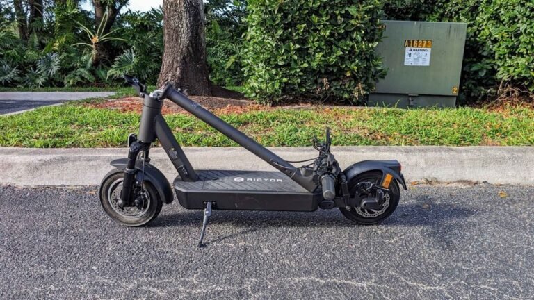 rictor s9 electric scooter folded outside