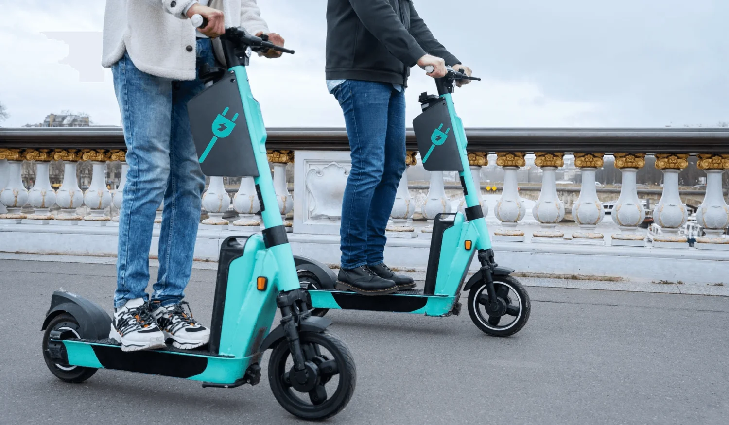 How To Ride An Electric Scooter: For Beginners To Experts!