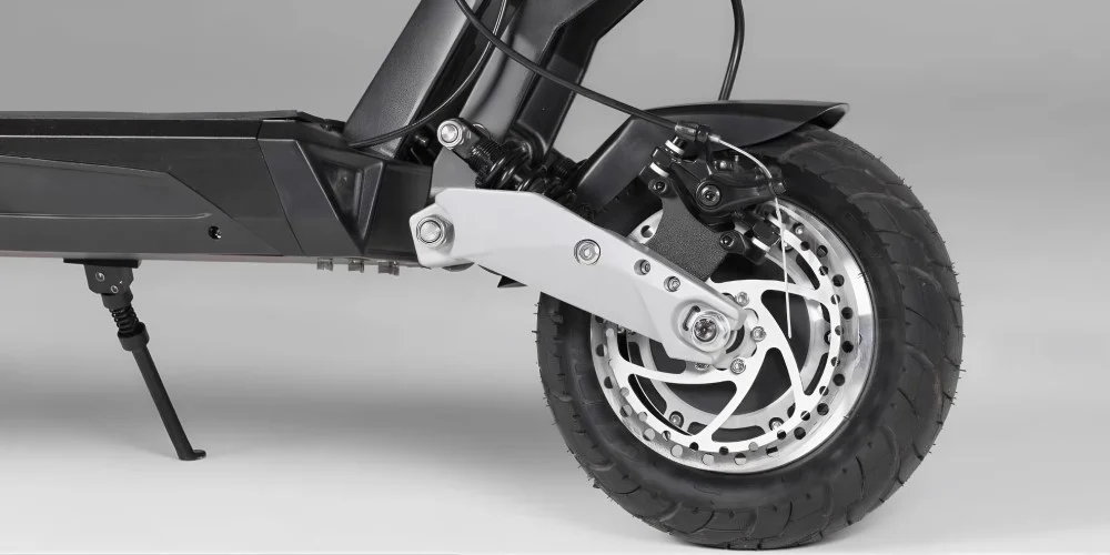 How To Ride An Electric Scooter - Disc Brakes on an electric scooter
